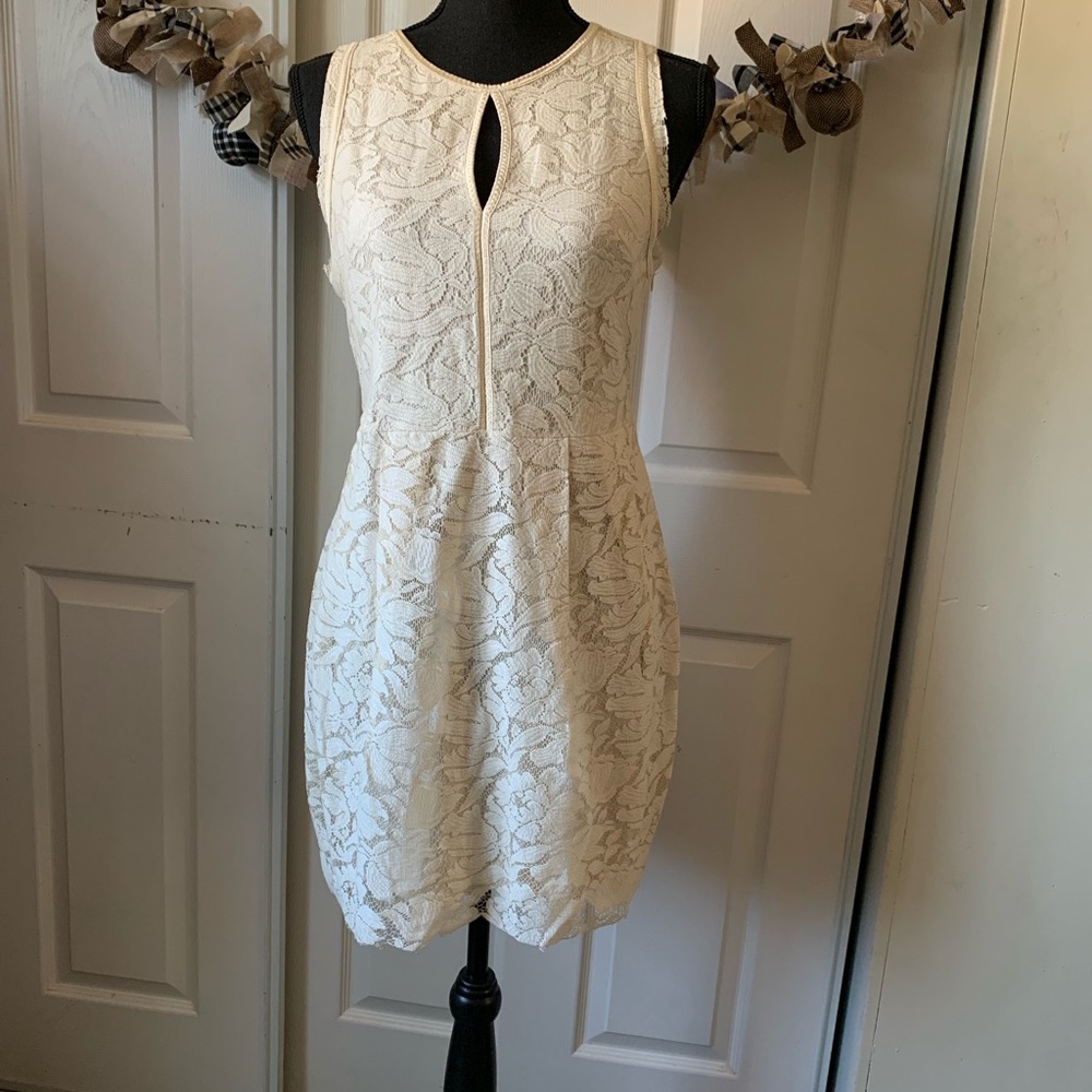 SARA COLLECTION lace dress
